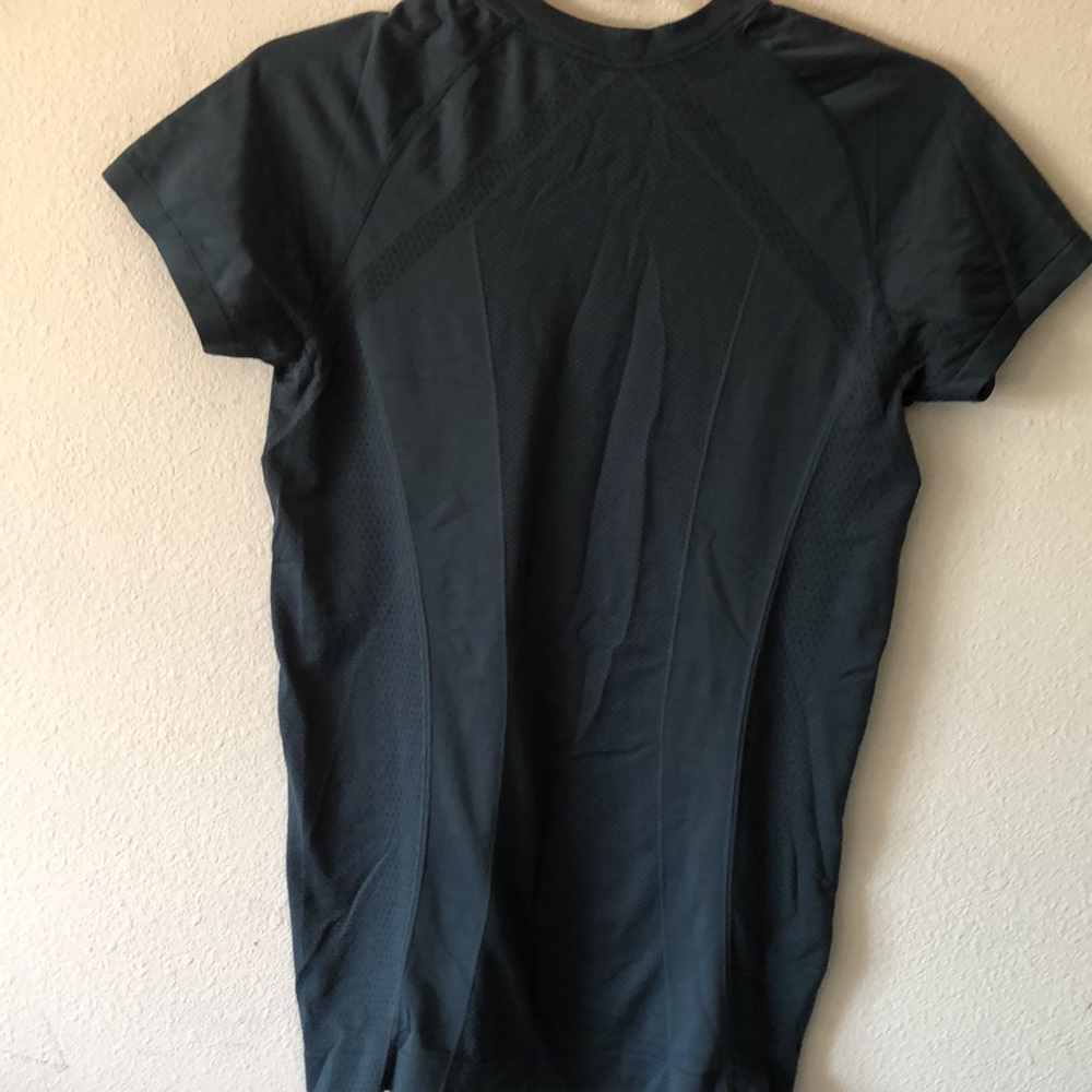 NUX workout tee size large NWOT - Picture 4 of 10